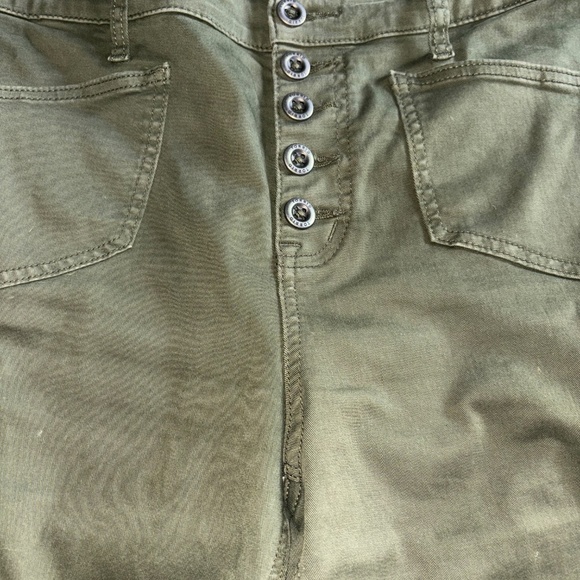 Torrid size 14 olive green pants - Picture 7 of 8